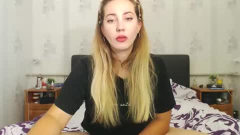 Snapshot of lilu_cute25 chatting on 17, 9, 2025 lilu_cute25 online show from 17, 9, 2025