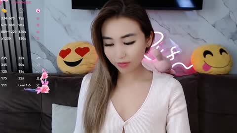 Snapshot of lilulilee chatting on 6, 2, 2025 Lily online show from 6, 2, 2025