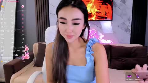 Snapshot of lilulilee chatting on 12, 9, 2025 Lily online show from 12, 9, 2025