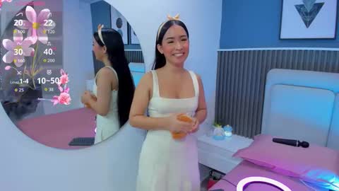  lily  online show from 19, 11, 2025