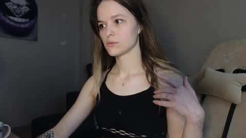 lily_and_jake online show from 7, 11, 2025