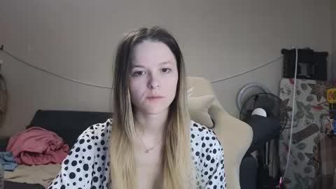 lily_and_jake online show from 2, 12, 2025