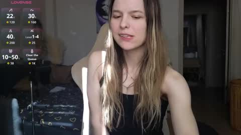 Snapshot of lily_and_jake chatting on 28, 5, 2026 lily_and_jake online show from 28, 5, 2026