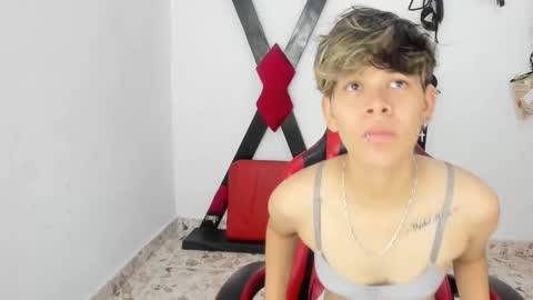 Lily and Lina online show from 25, 11, 2025