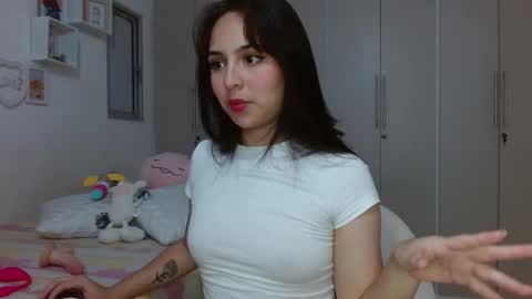 Snapshot of lily_crushx chatting on 8, 1, 2025 Lirio online show from 8, 1, 2025