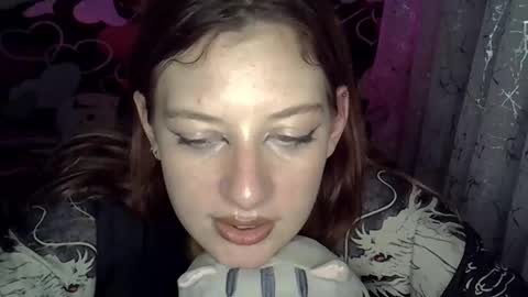 lily_ember online show from 12, 11, 2025