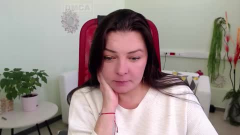 Lily online show from 19, 9, 2025