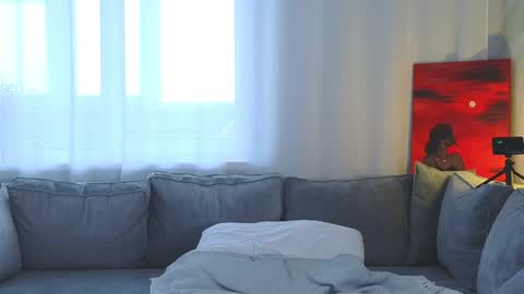 Lily online show from 25, 1, 2025