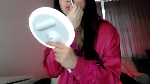 Lily Litle online show from 6, 2, 2026