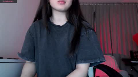 Snapshot of lily_litle chatting on 24, 2, 2026 Lily Litle online show from 24, 2, 2026