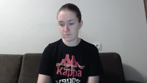 lily_love_x online show from 9, 2, 2025