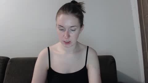 lily_love_x online show from 14, 9, 2025