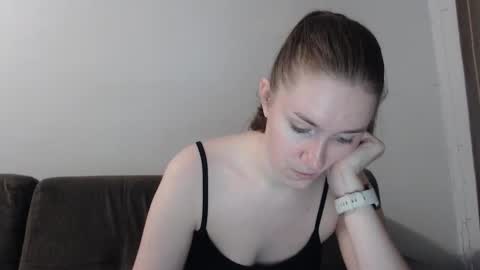 lily_love_x online show from 10, 10, 2025