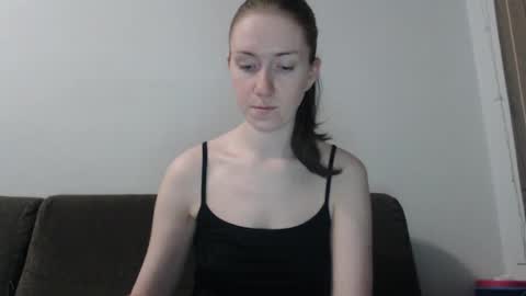 lily_love_x online show from 23, 5, 2026