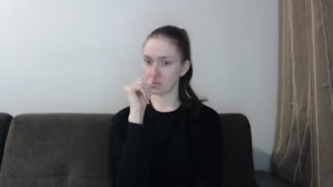 lily_love_x online show from 23, 6, 2026