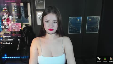 Snapshot of lily_moonlight chatting on 28, 12, 2024 Lily online show from 28, 12, 2024