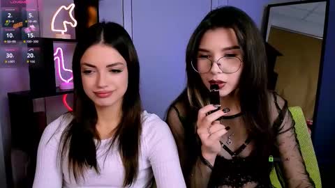 Snapshot of lily_morty chatting on 22, 10, 2025 Lily online show from 22, 10, 2025