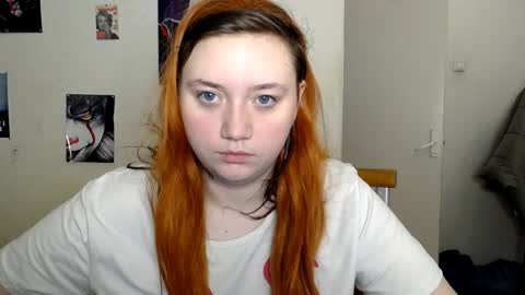 Snapshot of lily_shamy chatting on 10, 1, 2025 Alice online show from 10, 1, 2025