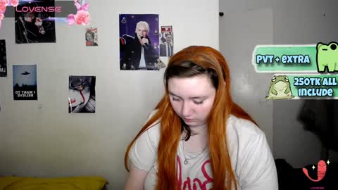 Snapshot of lily_shamy chatting on 12, 1, 2025 Alice online show from 12, 1, 2025