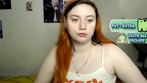 Snapshot of lily_shamy chatting on 24, 1, 2025 Alice online show from 24, 1, 2025