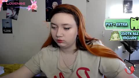 Snapshot of lily_shamy chatting on 7, 2, 2025 Alice online show from 7, 2, 2025