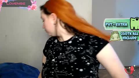 Snapshot of lily_shamy chatting on 1, 3, 2025 Alice online show from 1, 3, 2025