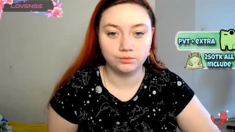 Snapshot of lily_shamy chatting on 3, 3, 2025 Alice online show from 3, 3, 2025