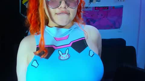 Snapshot of lily_stone04 chatting on 22, 10, 2025 lily_stone04 online show from 22, 10, 2025