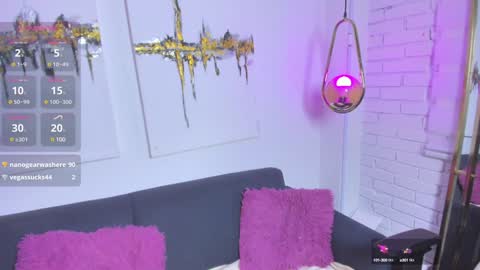 Snapshot of lily_waist chatting on 7, 2, 2025 lily_waist online show from 7, 2, 2025