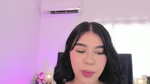 LilyWoodz online show from 17, 5, 2026