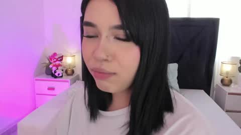 LilyWoodz online show from 18, 5, 2026