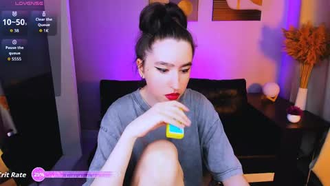 LILY online show from 25, 5, 2026