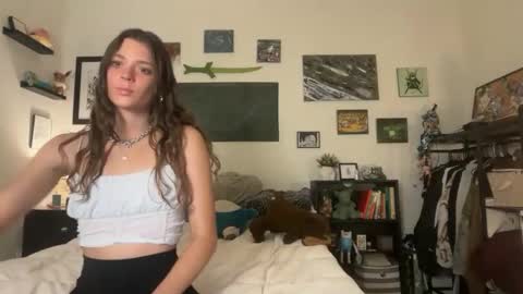 lilybrown07 online show from 3, 2, 2026