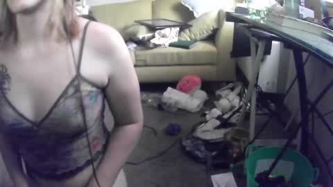 Snapshot of lilybvixen chatting on 2, 10, 2025 lilybvixen online show from 2, 10, 2025