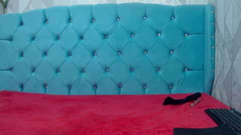 Snapshot of lilyevansxx chatting on 25, 1, 2025 Lily online show from 25, 1, 2025