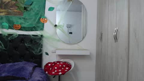 lilyfox23 online show from 11, 10, 2025