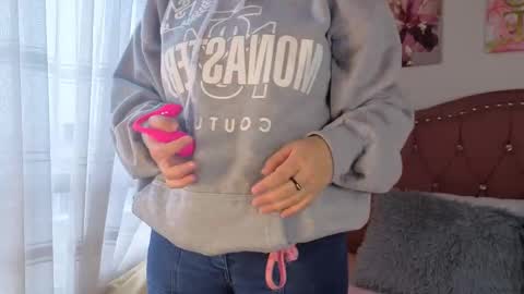 Lily online show from 22, 9, 2025