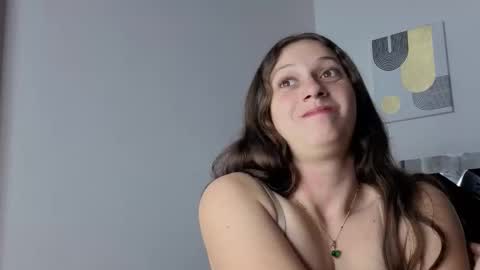 Lily online show from 9, 10, 2025