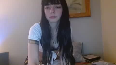 Snapshot of lilygracexoxo chatting on 23, 10, 2025 Lily Grace online show from 23, 10, 2025