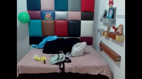 lilyjamesx online show from 19, 12, 2024