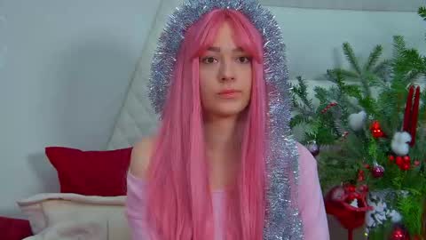 Lily online show from 4, 12, 2025