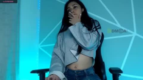 Liliana louise online show from 22, 1, 2025