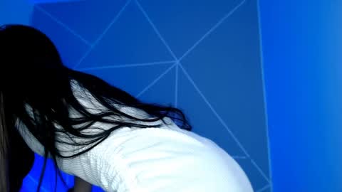 Liliana louise online show from 15, 5, 2026