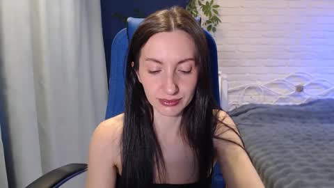 Snapshot of lilymellow chatting on 22, 10, 2025 Lily online show from 22, 10, 2025