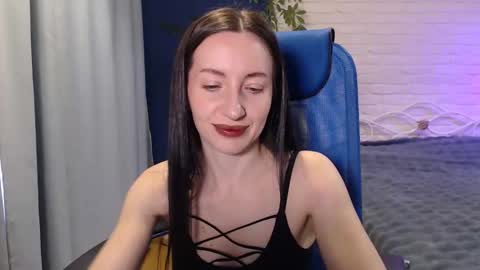 Snapshot of lilymellow chatting on 27, 10, 2025 Lily online show from 27, 10, 2025