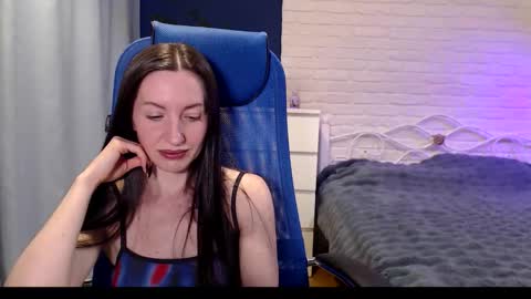 Lily online show from 19, 11, 2025