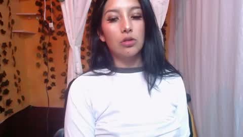 lilymoon_018 online show from 24, 4, 2026