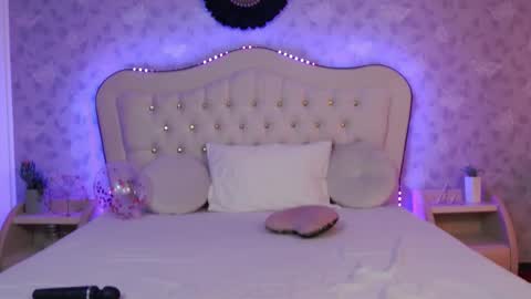      online show from 10, 2, 2025