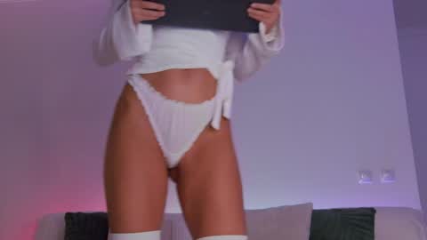 Lily online show from 12, 5, 2026