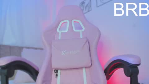 Lily  online show from 29, 6, 2026